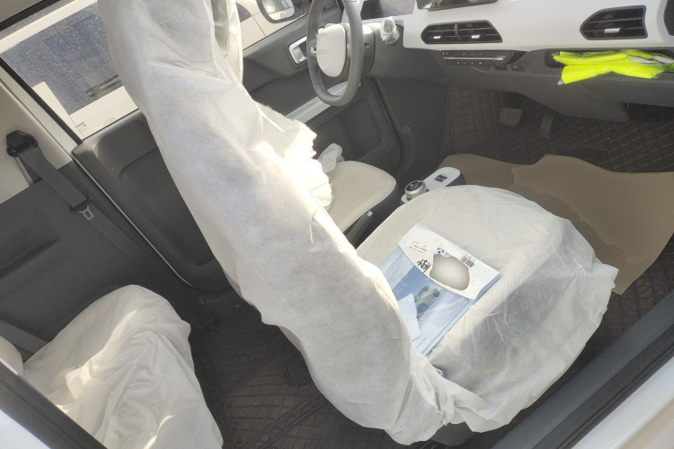 吉利银河 2024款 200km 熊猫骑士局部细节41