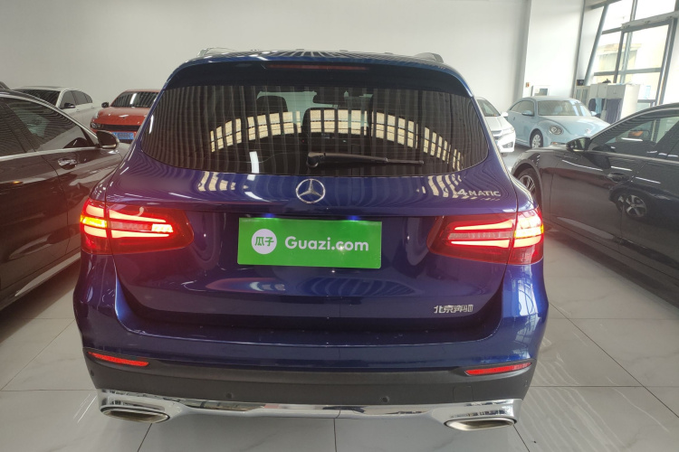 奔驰GLC 2016款 GLC 300 4MATIC 动感型车身外观6