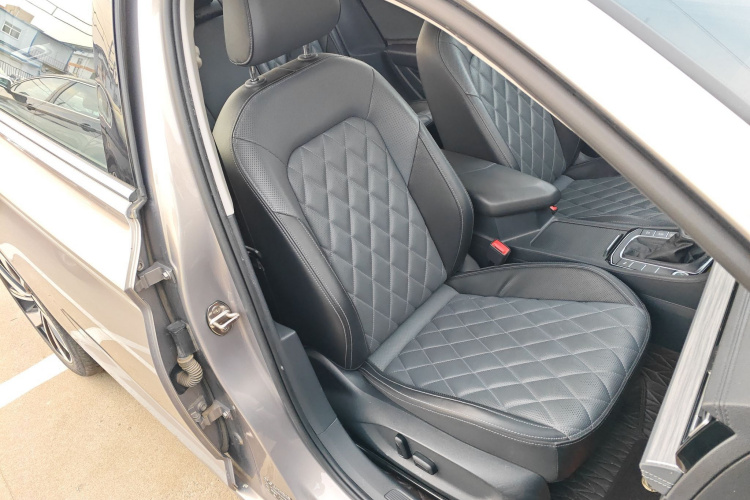 大众 速腾 2023款 300TSI DSG卓越版局部细节41