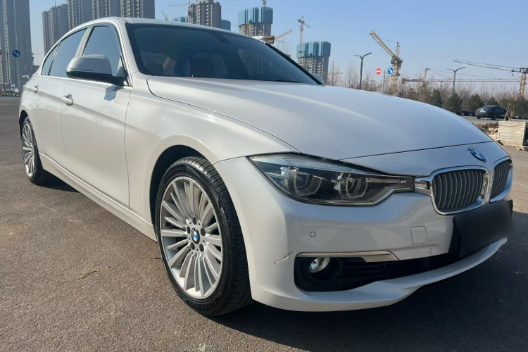宝马3系 2018款 320Li 时尚型车身外观6008