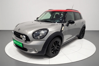 MINI Countryman 2016款 1.6T COOPER ALL4 Fun装备控