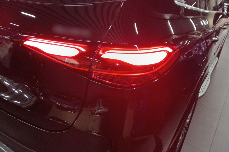 奔驰GLC 2025款 改款 GLC 300 L 4MATIC 动感型 7座车身外观6006