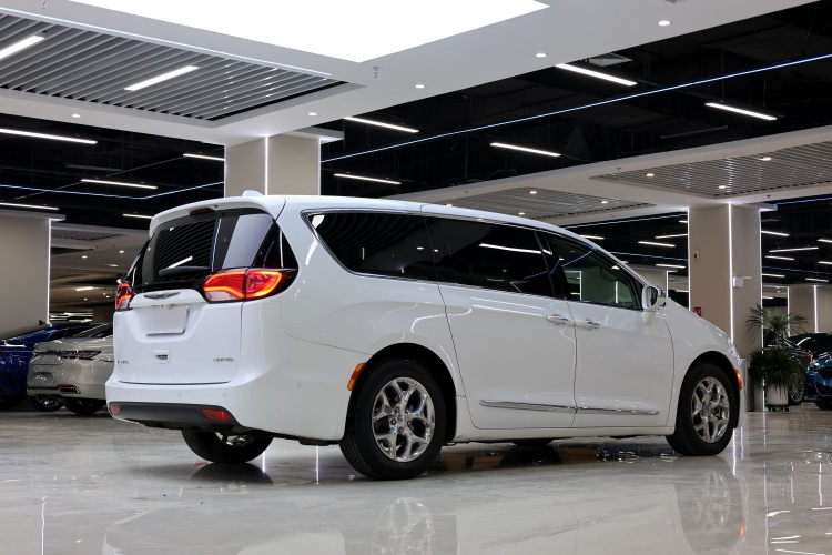 克莱斯勒 大捷龙(进口) 2017款 3.6L 尊享版车身外观6011