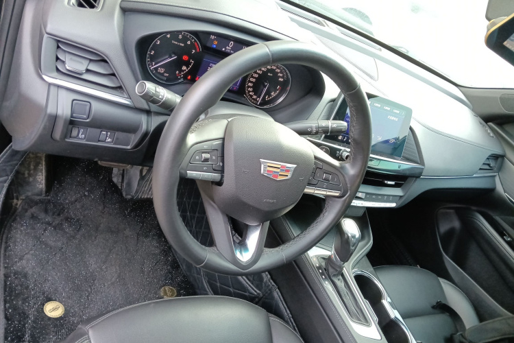 凯迪拉克CT4 2021款 28T 风尚型中控内饰12