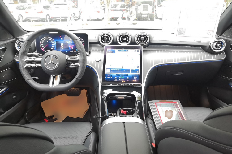 奔驰C级 2022款 改款 C 260 L 运动版中控内饰12