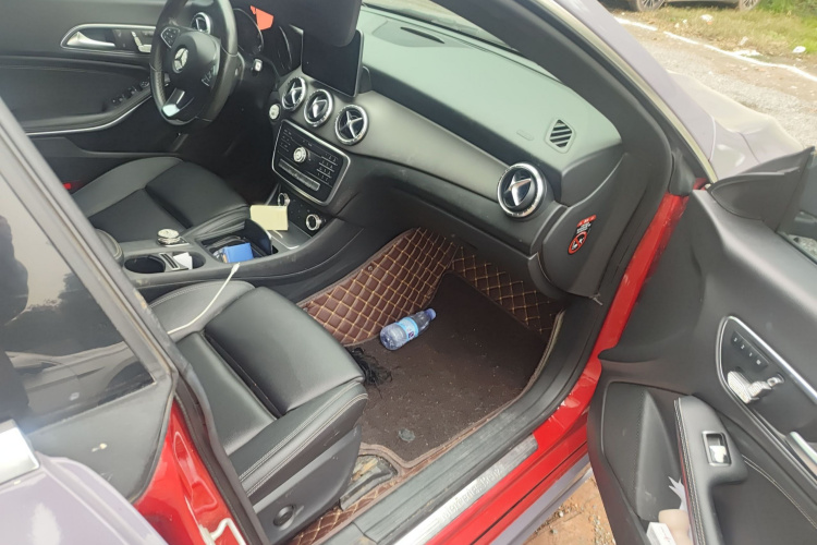 奔驰CLA 2017款 改款 CLA 200 时尚型局部细节9005