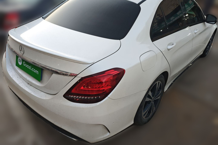 奔驰C级 2019款 C 260 运动版车身外观6005