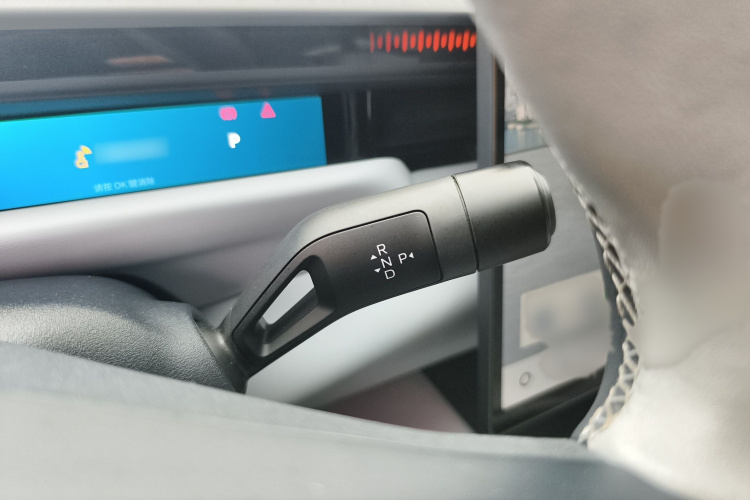 领克Z10 2024款 95kWh 806km后驱智驾Max局部细节18