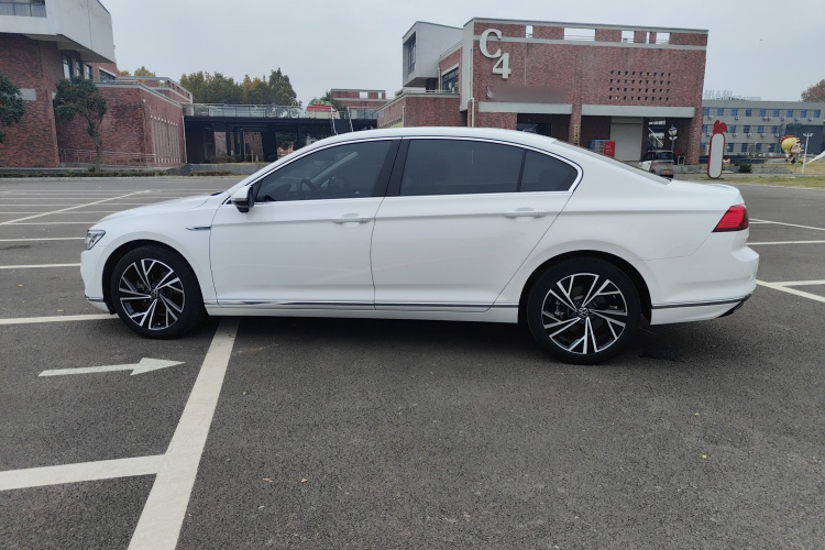 大众 迈腾 2020款 330TSI DSG 豪华型车身外观6007