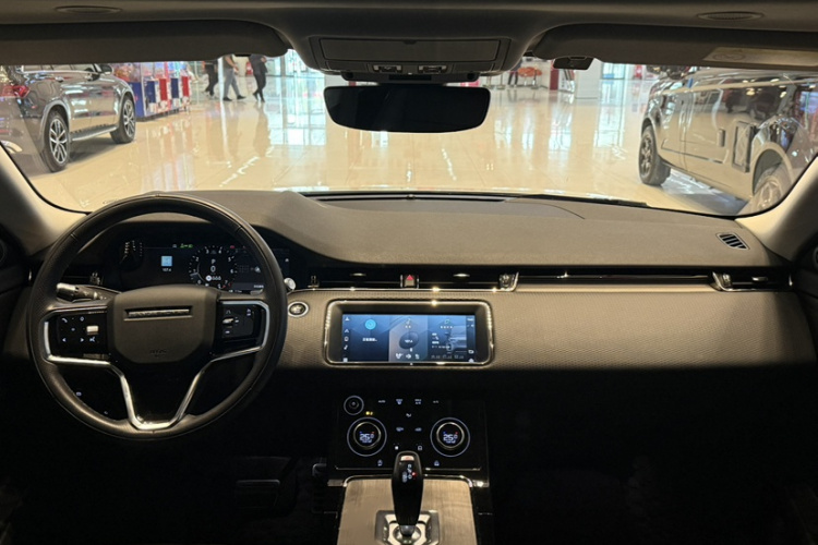 路虎 揽胜极光 2021款 极光L 249PS R-Dynamic S 性能版中控内饰7008