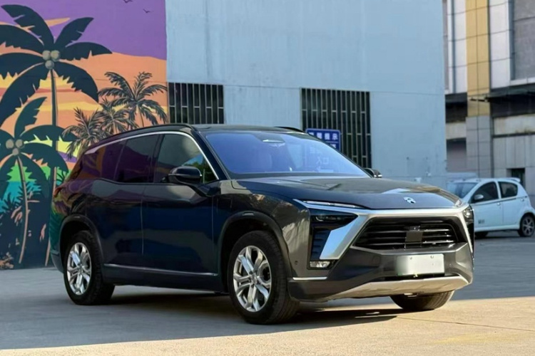 蔚来ES8 2020款 580KM 七座版车身外观6003