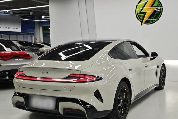 小米汽车 小米SU7 2024款 四驱超长续航高阶智驾Max版车身外观6005