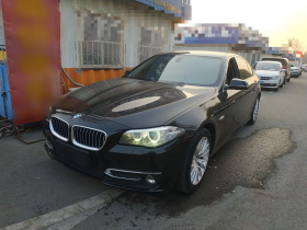 宝马5系 2014款 525Li 豪华设计套装