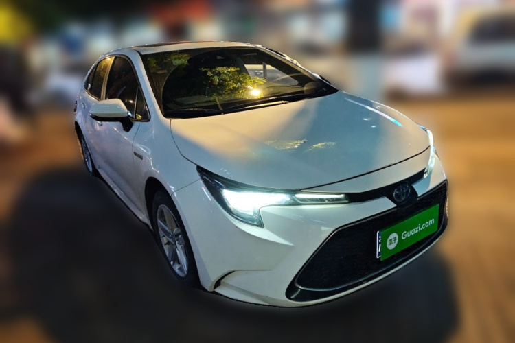 丰田 雷凌 2022款 双擎 1.8H E-CVT豪华版车身外观3