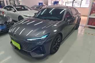 长安UNI-V 2023款 1.5T 尊享型