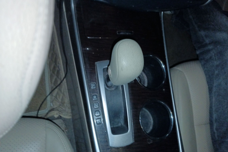 日产 天籁 2015款 2.0L XL Upper欧冠科技版局部细节18