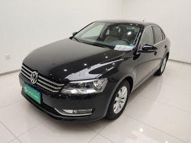 大众 帕萨特 2015款 1.8TSI DSG尊荣版