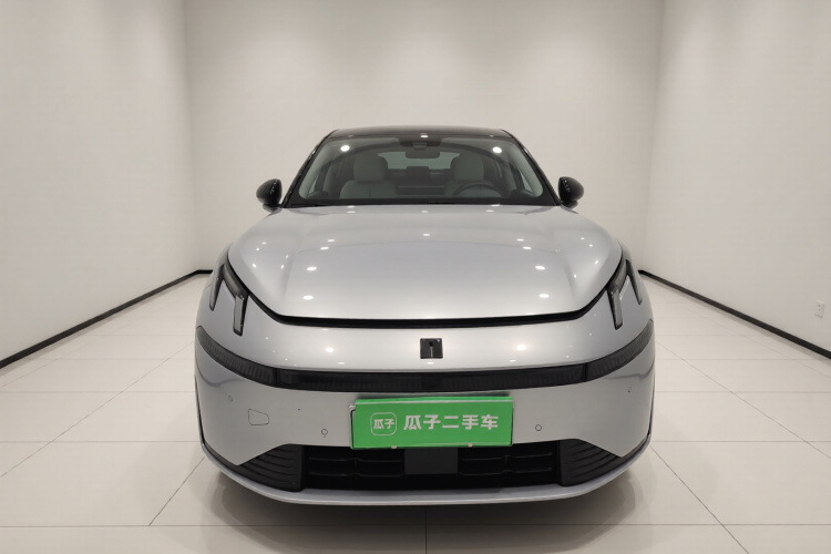 领克07 2024款 EM-P 126长续航 Halo车身外观2