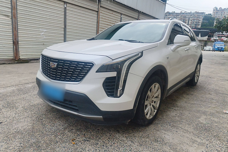 凯迪拉克XT4 2018款 28T 两驱领先型车身外观1