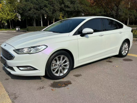 福特 蒙迪欧 2017款 EcoBoost 180 时尚型