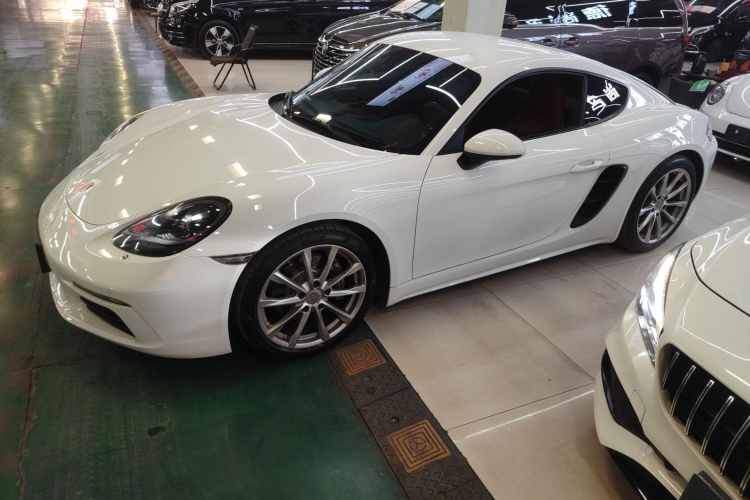 保时捷718 2020款 Cayman 2.0T车身外观4