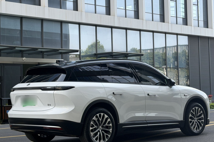 蔚来ES6 2024款 75kWh车身外观6002