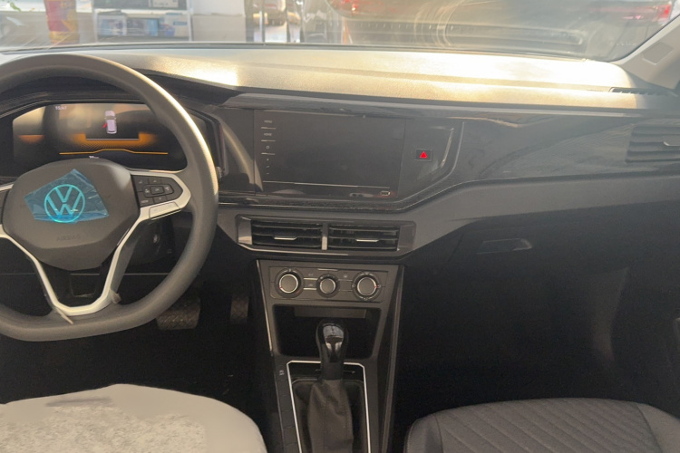 大众 朗逸 2025款 新锐 1.5L 出众新逸版中控内饰7003