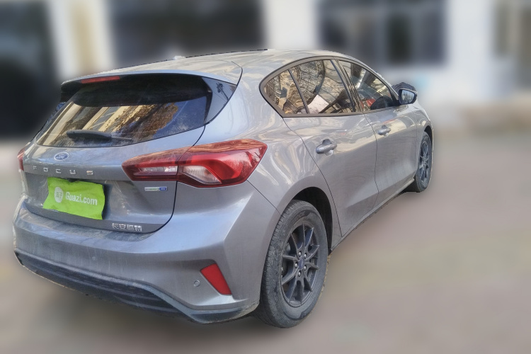 福特 福克斯 2022款 两厢 EcoBoost 180 自动竞速版车身外观6005