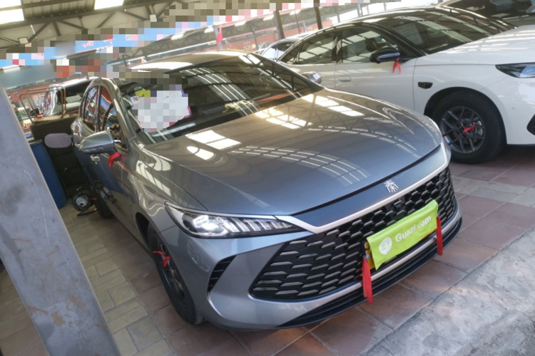 比亚迪 秦PLUS 2025款 DM-i 智驾版 55KM领先型车身外观3