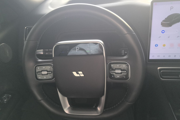 理想汽车 理想L8 2024款 Max中控内饰13