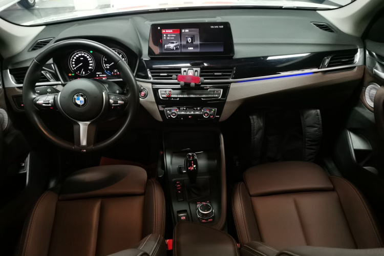 宝马X1 2022款 sDrive25Li 领先型中控内饰12