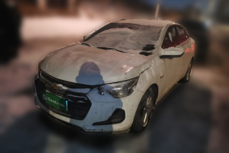 雪佛兰 科沃兹 2021款 320 手动欣动版