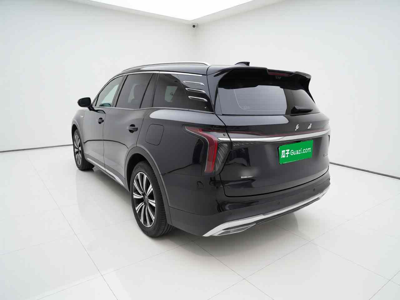 红旗HS7 PHEV 2024款 2.0T PHEV 四驱旗畅版 6座(3)