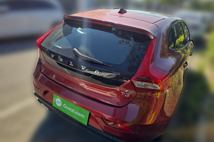 沃尔沃V40 2016款 T3 智逸版车身外观7