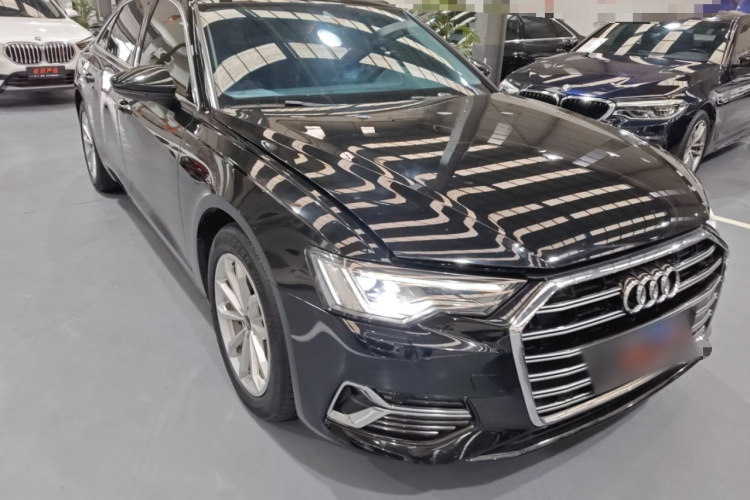 奥迪A6L 2023款 40 TFSI 豪华致雅型车身外观6002
