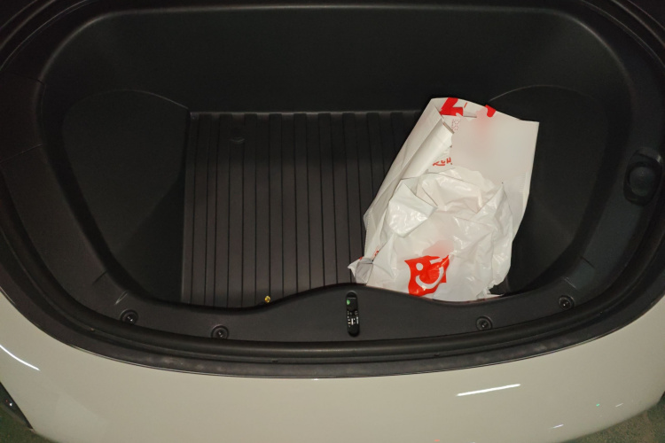 小米汽车 小米SU7 2024款 四驱超长续航高阶智驾Max版局部细节24