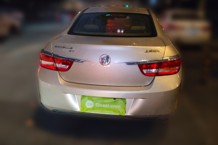 别克 英朗 2013款 GT 1.6L 自动时尚版车身外观6