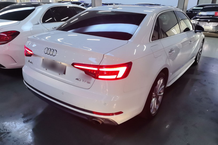奥迪A4L 2018款 30周年年型 40 TFSI 时尚型车身外观7