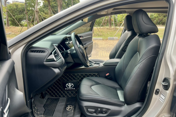 丰田 凯美瑞 2019款 2.5G 豪华版 国VI局部细节19