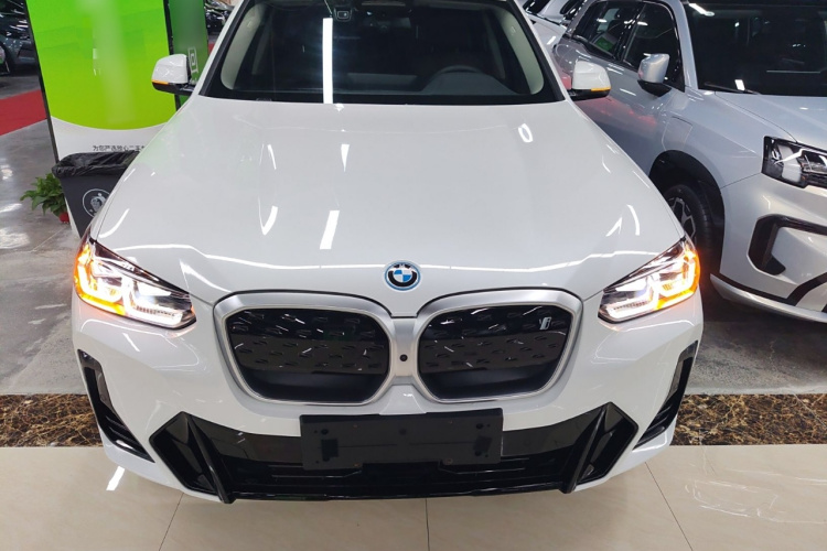 宝马iX3 2022款 改款 领先型车身外观6001