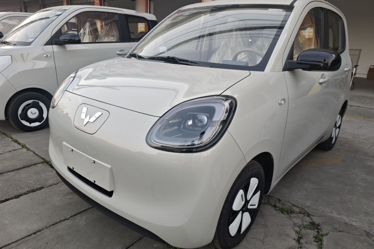 五菱汽车 宏光MINIEV 2025款 四门版 进阶款车身外观1