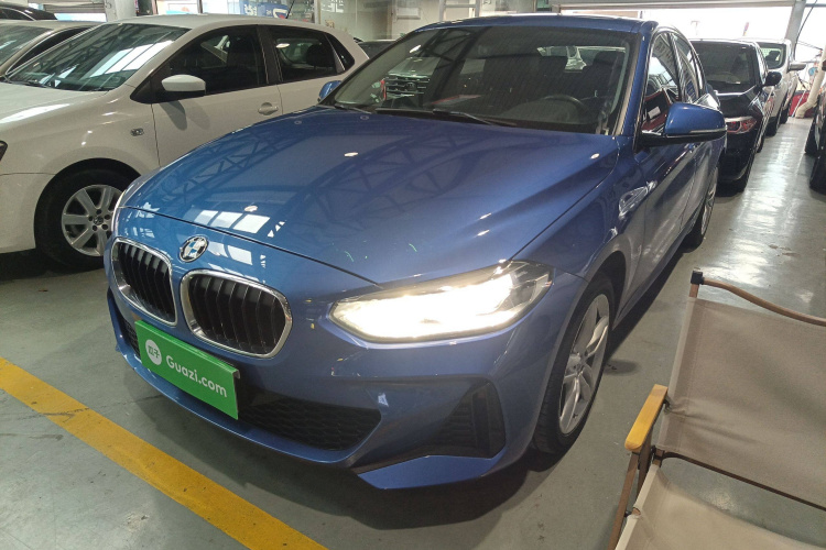 宝马1系 2020款 120i M运动套装车身外观1