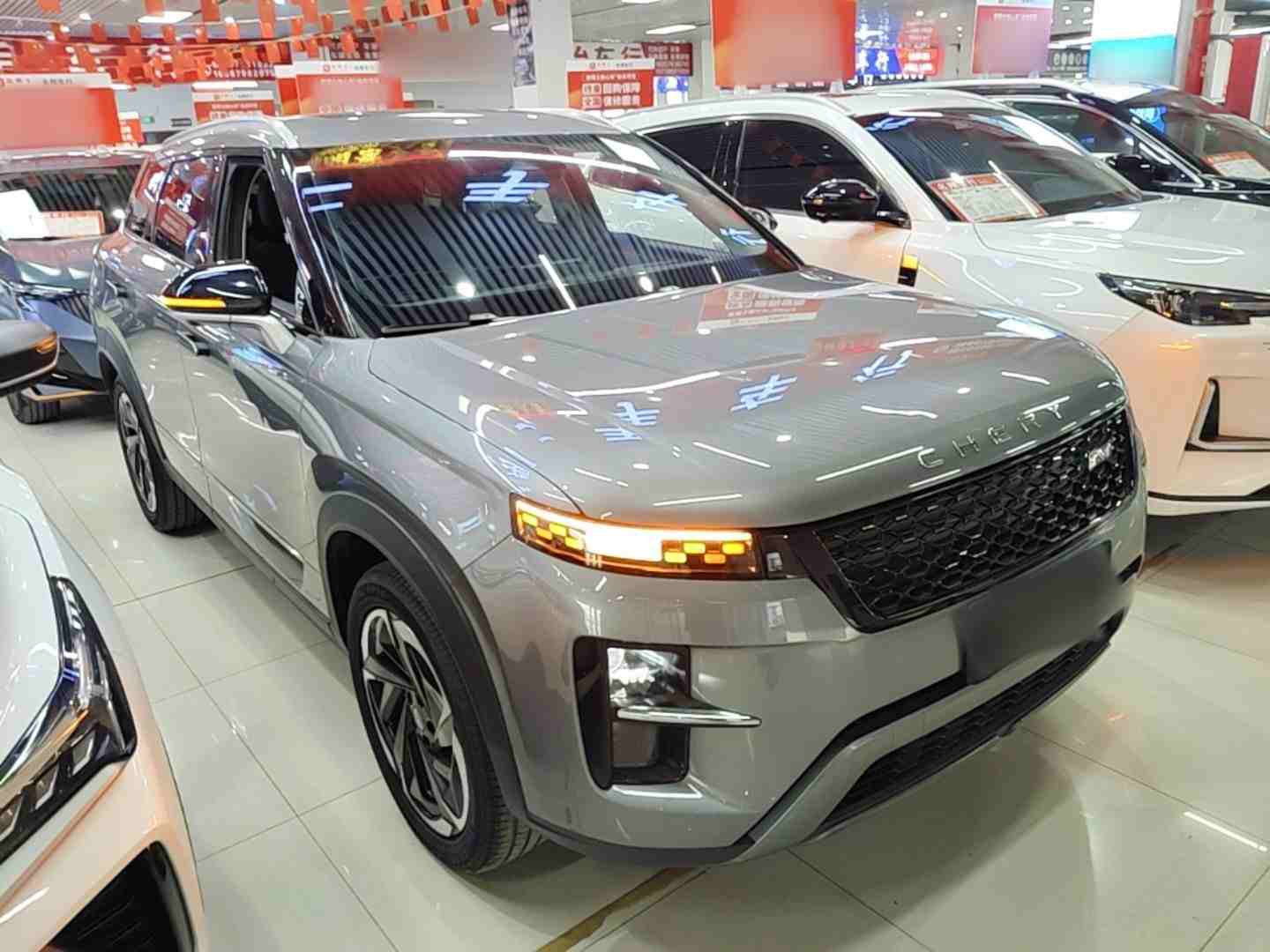 车辆右前45度外观展示