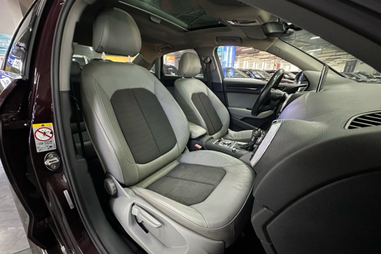 奥迪A3 2017款 Limousine 35 TFSI 时尚型中控内饰7009