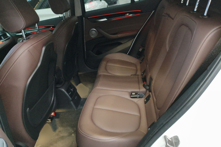 宝马X2 2022款 sDrive25i M运动套装中控内饰21