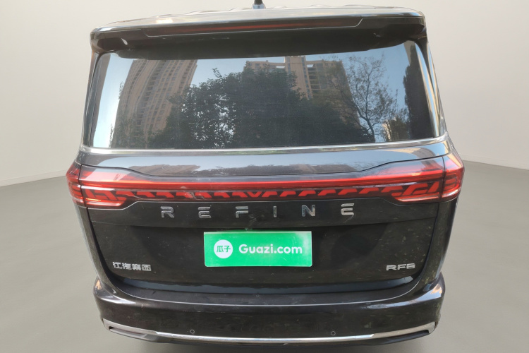 江淮瑞风 瑞风RF8 2024款 智聆版 2.0T 旗舰型车身外观6
