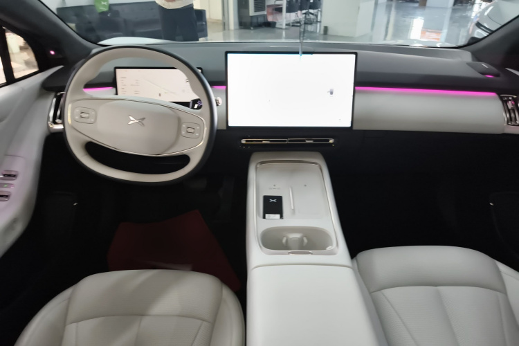 小鹏P7+ 2024款 长续航 Max中控内饰7002