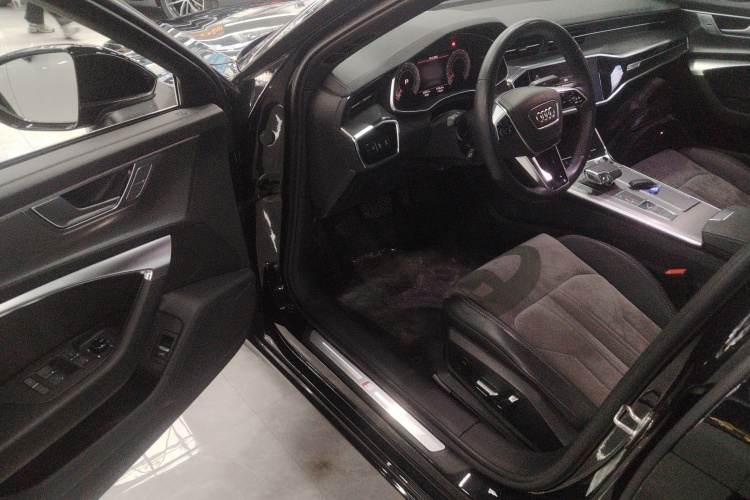 奥迪A6L 2023款 40 TFSI 豪华动感型中控内饰20