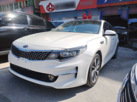 起亚K5 2016款 2.0L 自动LUX