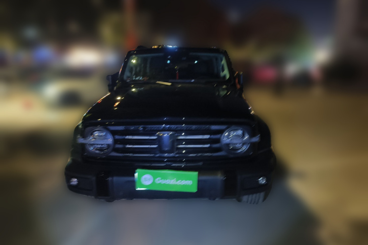 坦克300 2024款 2.0T 征服者车身外观2